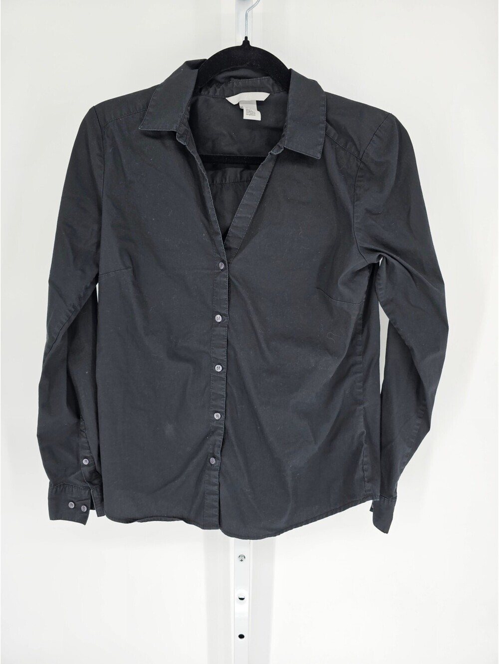 H&M Womens Sz 8 Classic Long Sleeve Button Up Shirt Solid Black
